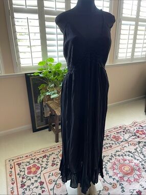 Black Sleeveless Maxi Dress with Lace Waist Trim
